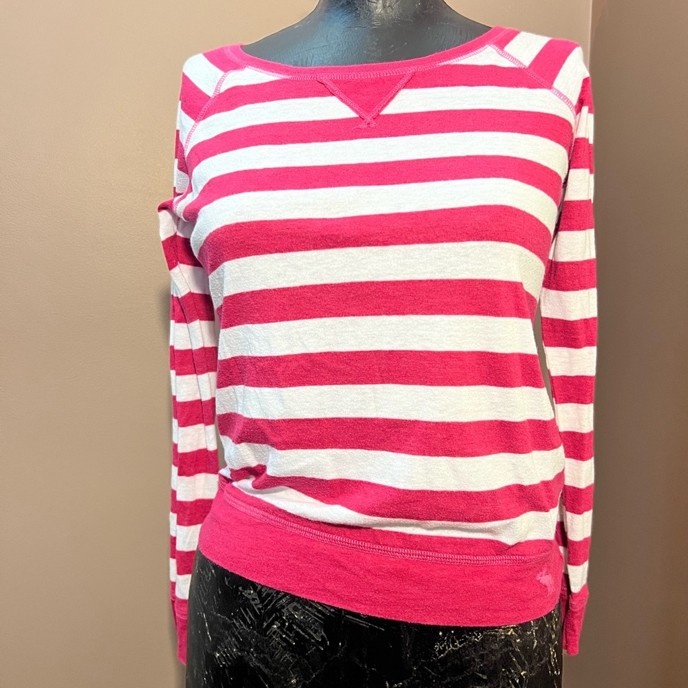 Abercrombie & Fitch Kids Pink and White Stripe Sweater Size L / Women’s P XS